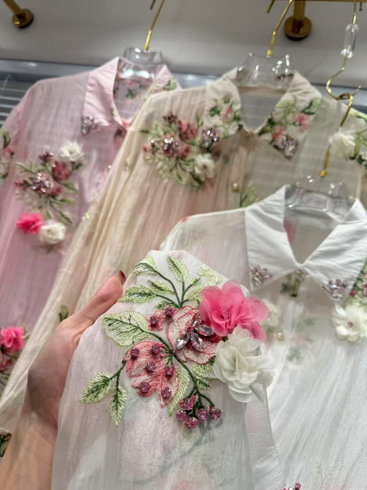 Embroidery Daisy - Luxus-Stil Blumen Stickerei Sparkle Diamonds dünne