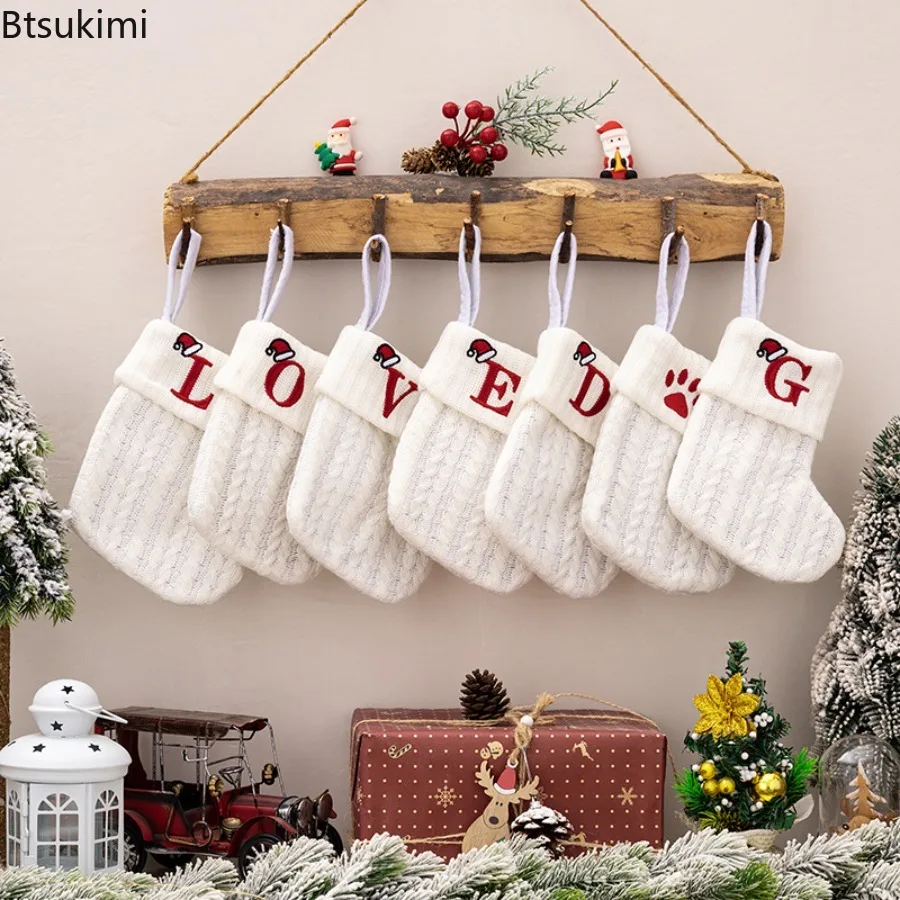 Embroidery Xmas Decorations - Weihnachts-Socken mit Buchstaben-Stickerei, Weihnachtsdekoration für Zuhause,