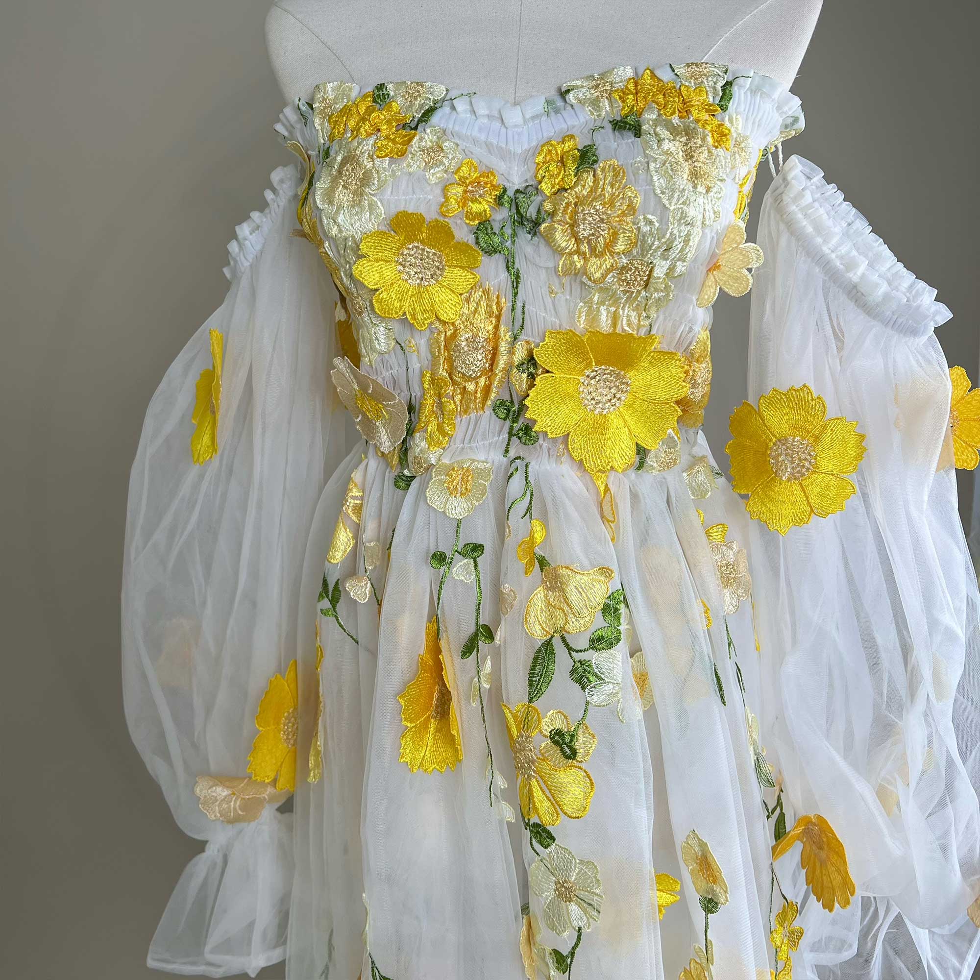 Don&Judy Buntes schulterfreies – Embroidery Daisy Bewertung und Preis