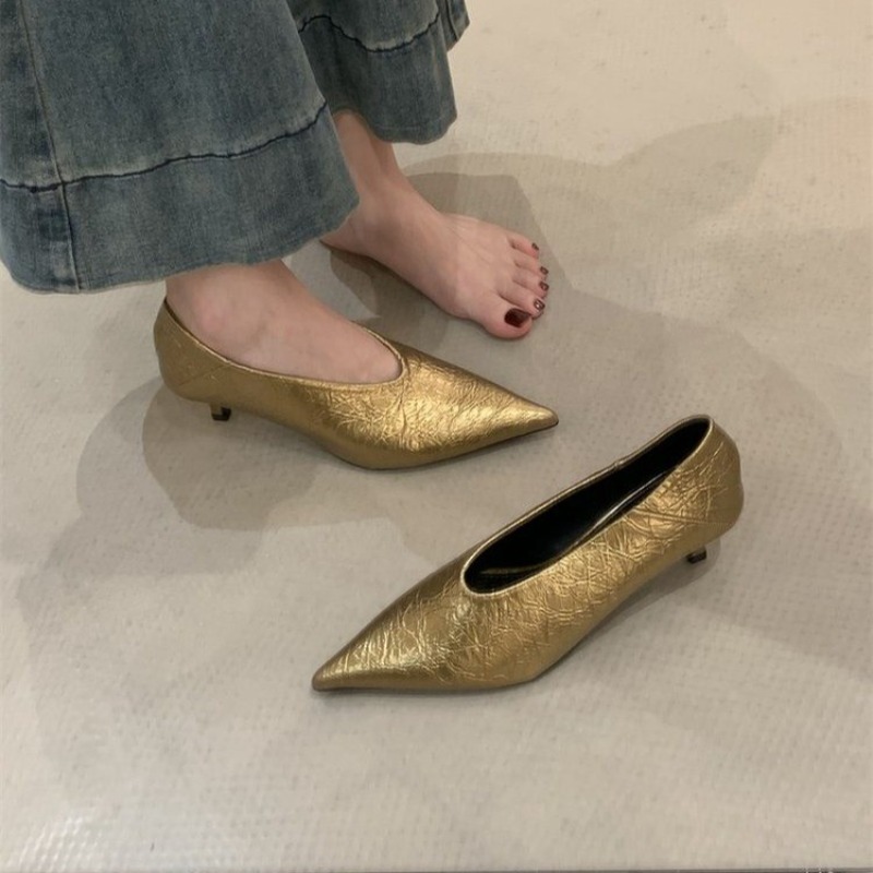 2025 herbst Neue Pendler Wind  – Embroidery Flat Shoes Bewertung und Preis