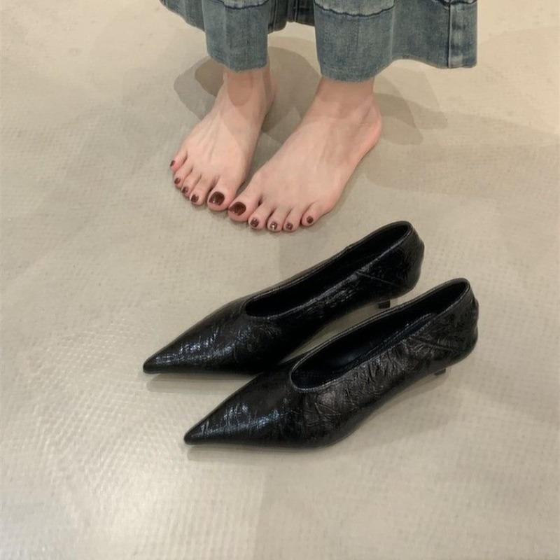 2025 herbst Neue Pendler Wind  – Embroidery Flat Shoes Bewertung und Preis