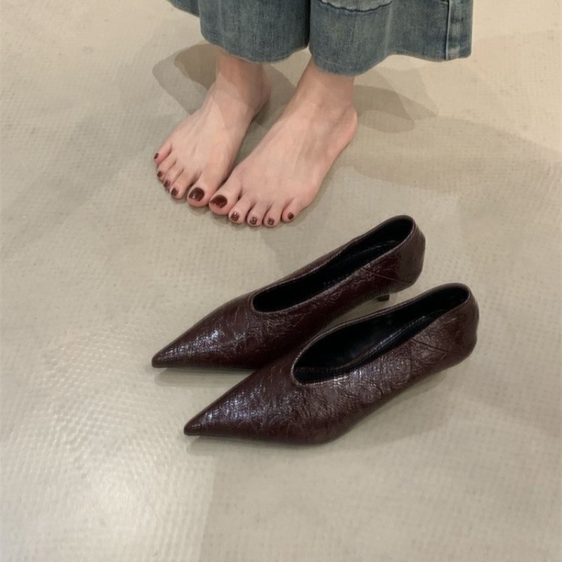 2025 herbst Neue Pendler Wind  – Embroidery Flat Shoes Bewertung und Preis