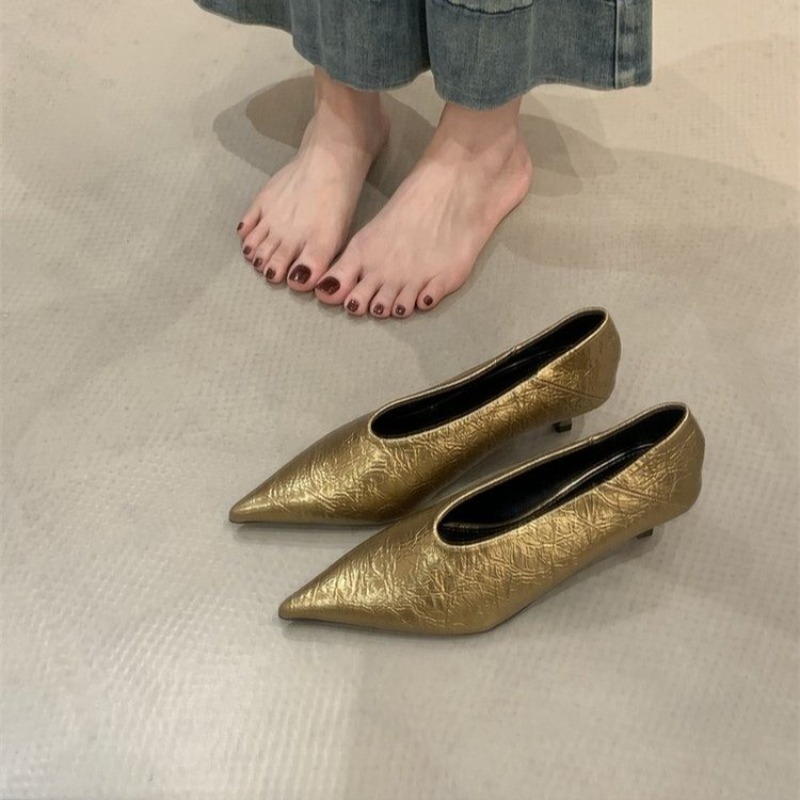 2025 herbst Neue Pendler Wind  – Embroidery Flat Shoes Bewertung und Preis