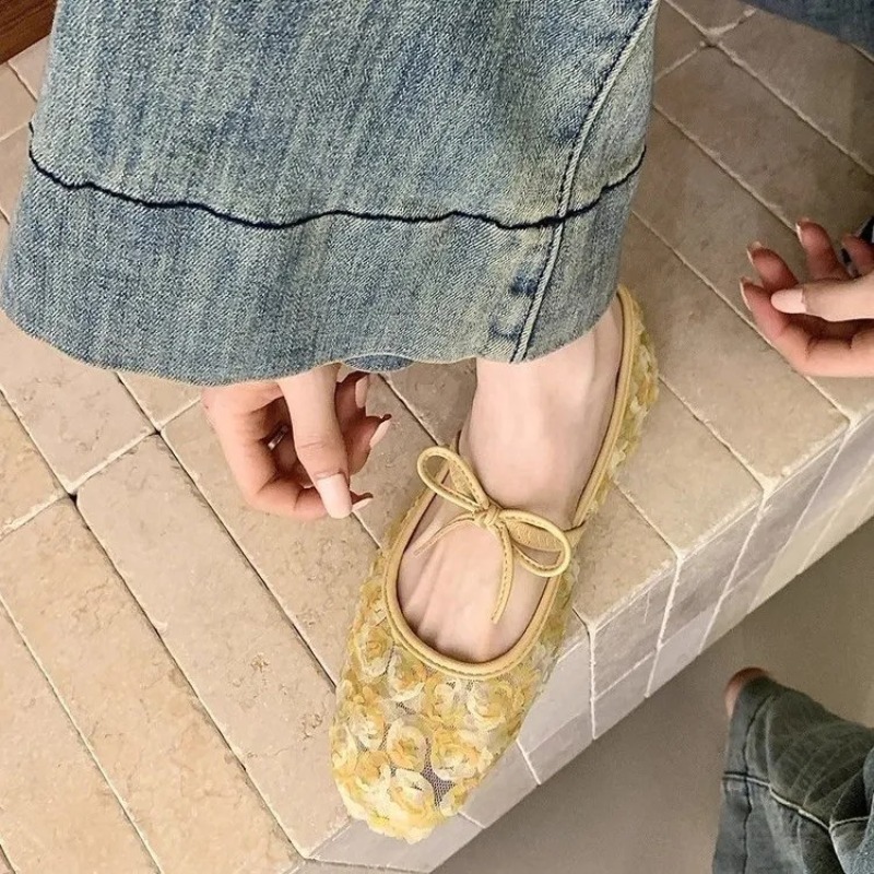 Sanfte neue chinesische Rose M – Embroidery Flat Shoes Bewertung und Preis