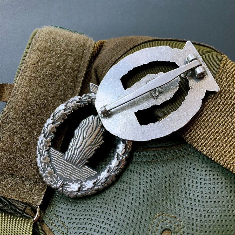Tragbares Retro-Adler-Metallab – Embroidery Legacy Bewertung und Preis